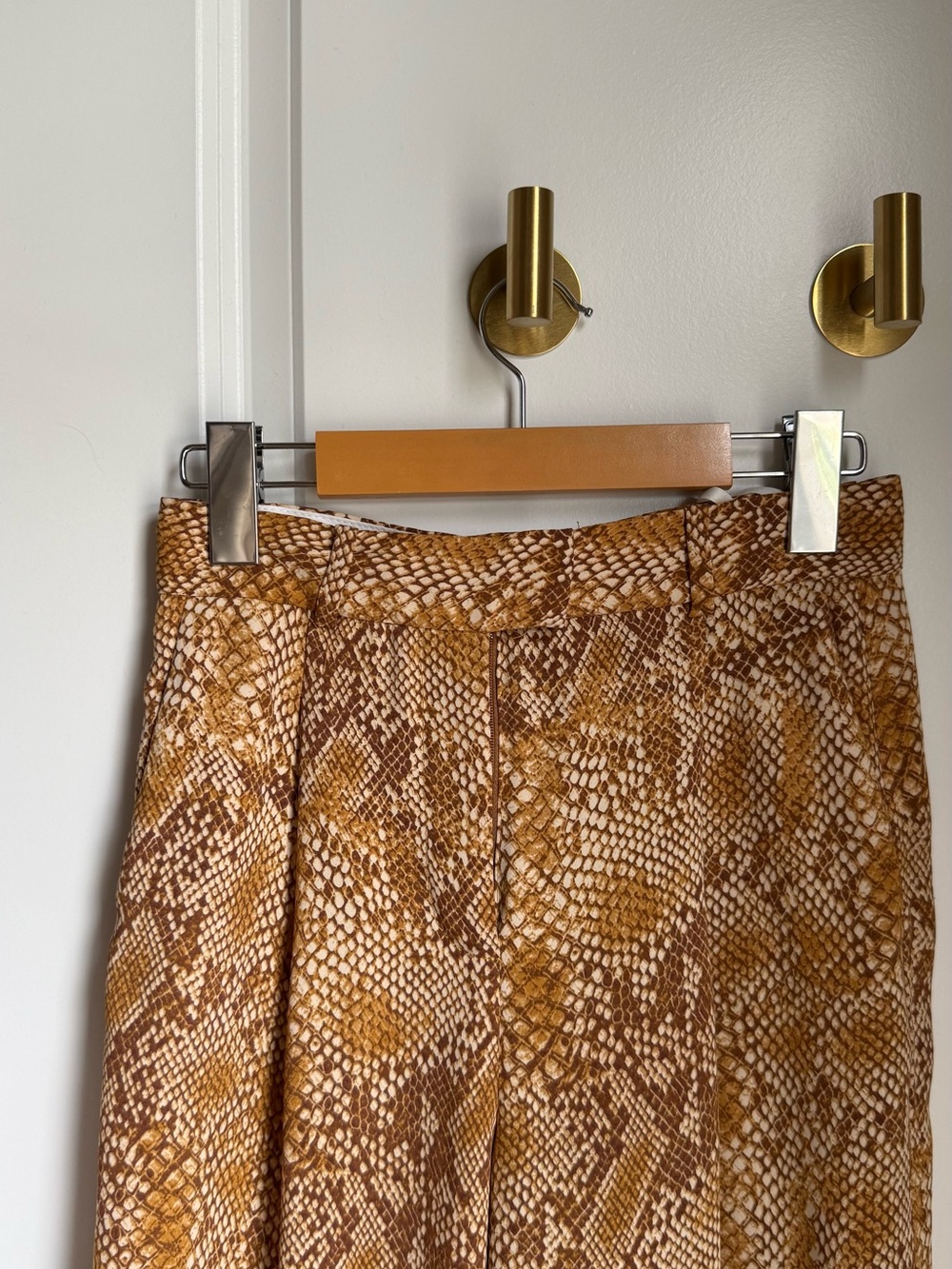 BABATON pants snake print